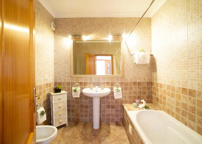 度假居 Alto Da Rafoia By Interhome *