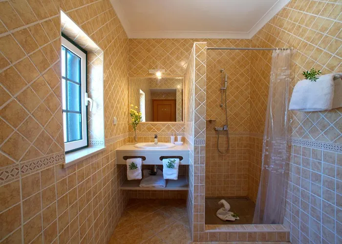 בית נופש Alto Da Rafoia By Interhome *